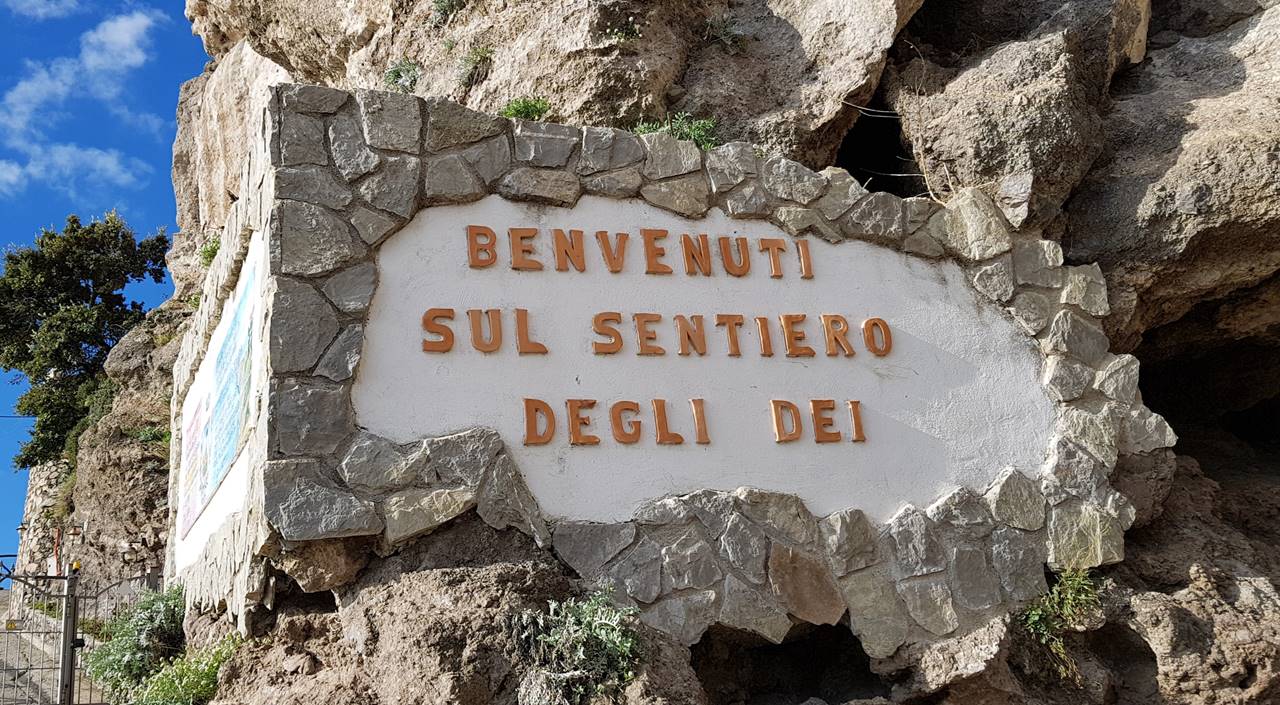 20181118 100140  1  adobespark